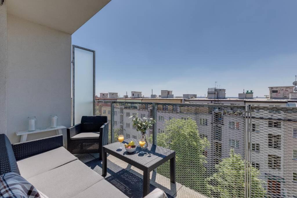 Jt'S Apartments Korunni Str. プラハ エクステリア 写真