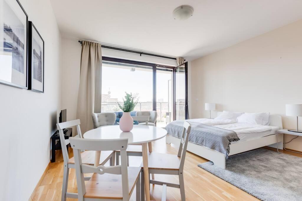 Jt'S Apartments Korunni Str. プラハ エクステリア 写真